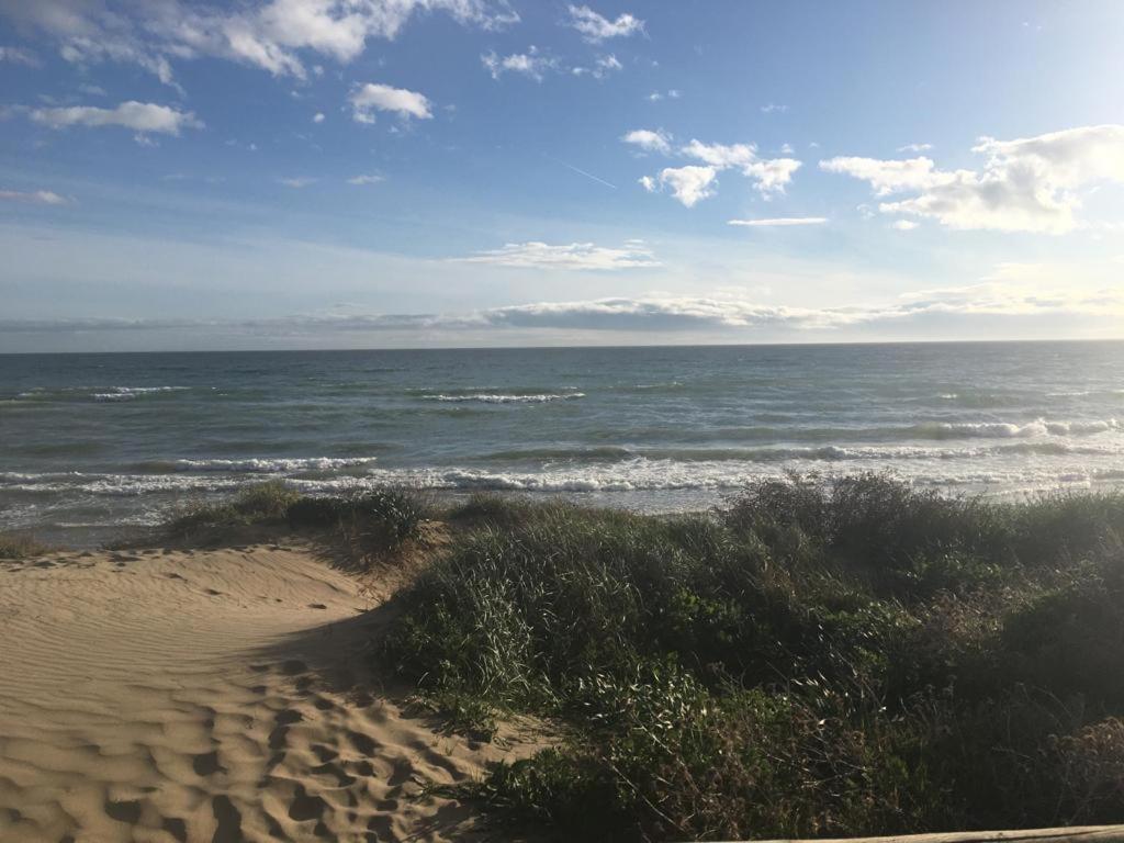 Duplex Beach Cabopino Apartment Marbella Luaran gambar